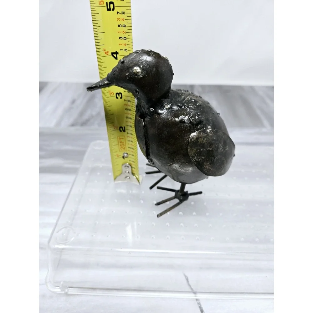VINTAGE FOLK ART RECYCLED  METAL HAND MADE  Welded BLUE JAY STANDING BIRD 4 Inch - Picture 9 of 9